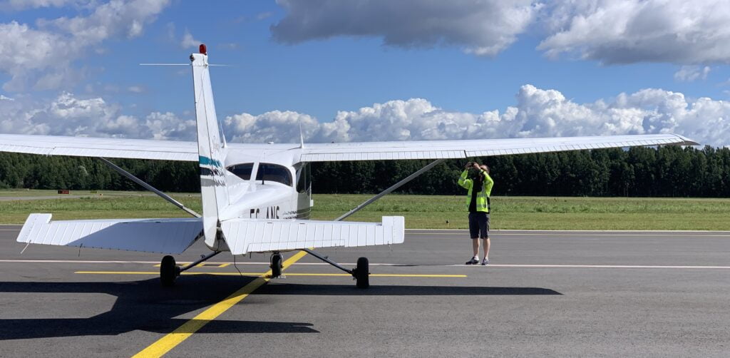 Cessna 172 lennukoolituse raames Kärdlas